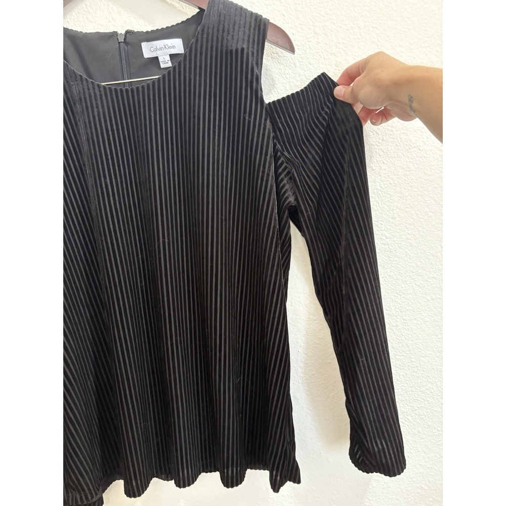 Calvin Klein Black Velvet Corduroy Womens Large Cold‎ Shoulder Long Sleeve Shirt - Picture 3 of 8